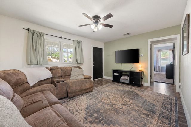 4036 Wiman Drive, Fort Worth, TX 76119