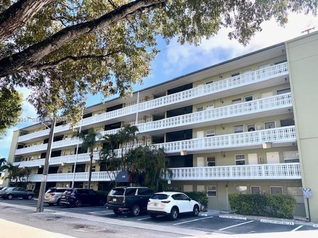 1425 Arthur Street 403A, Hollywood, FL 33020
