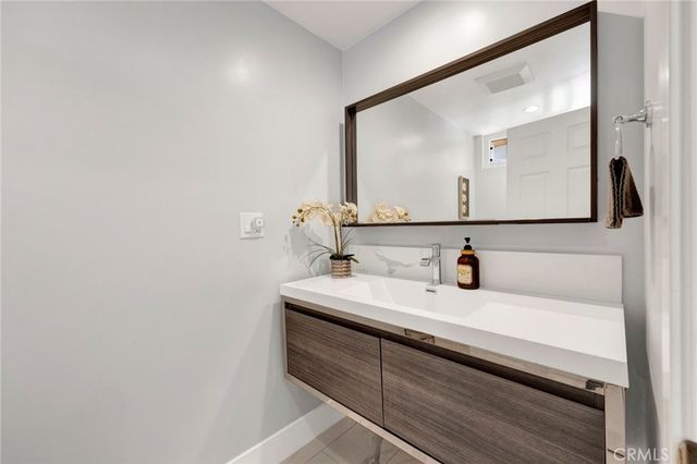 8746 Ruffner, Northridge, CA 91343