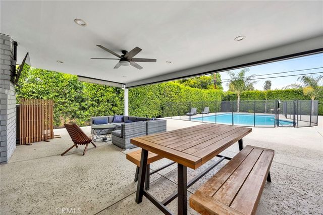 8746 Ruffner, Northridge, CA 91343