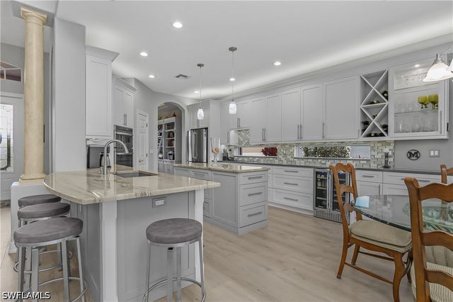 4904 Sedgewood LN, Naples, FL 34112