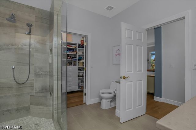 4904 Sedgewood LN, Naples, FL 34112