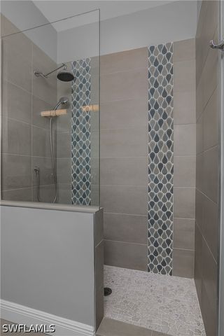 4904 Sedgewood LN, Naples, FL 34112