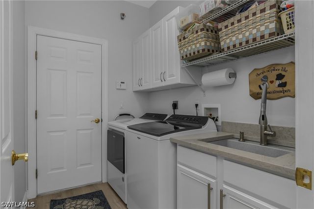 4904 Sedgewood LN, Naples, FL 34112