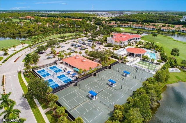 4904 Sedgewood LN, Naples, FL 34112