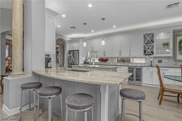 4904 Sedgewood LN, Naples, FL 34112