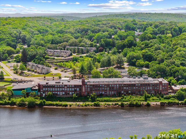 68 Thermos Avenue 215B, Norwich, CT 06360