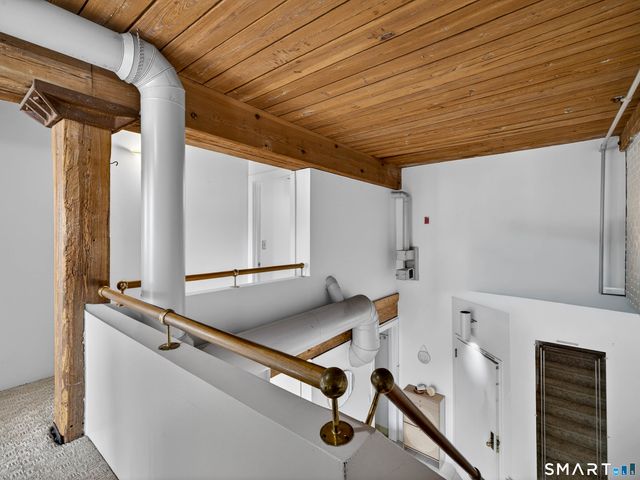 68 Thermos Avenue 215B, Norwich, CT 06360