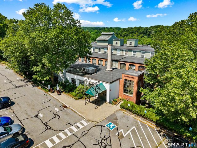 68 Thermos Avenue 215B, Norwich, CT 06360