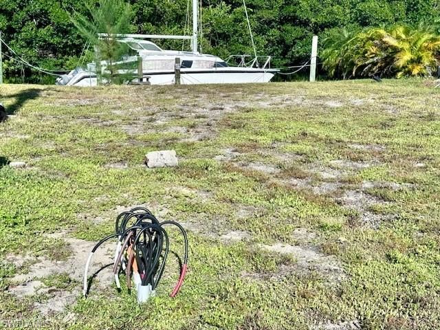 5529 Sir Walter WAY, North Fort Myers, FL 33917