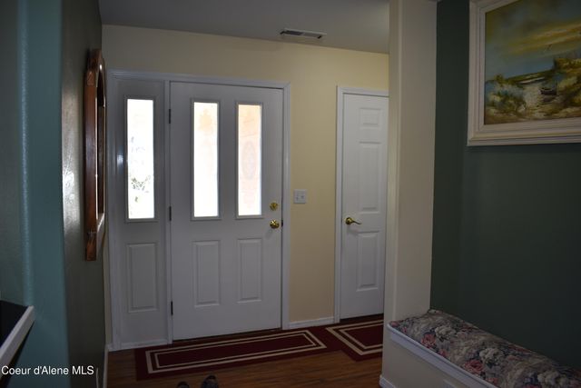 1406 Walnut ST, Sandpoint, ID 83864