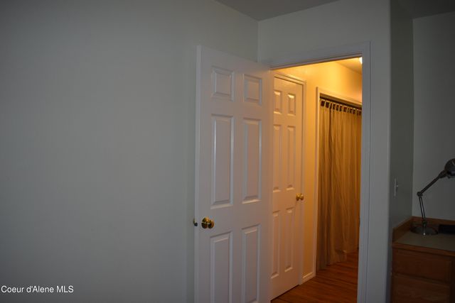 1406 Walnut ST, Sandpoint, ID 83864