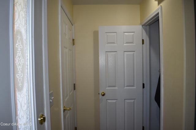 1406 Walnut ST, Sandpoint, ID 83864