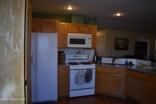 1406 Walnut ST, Sandpoint, ID 83864