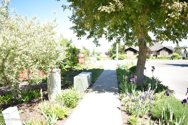 1406 Walnut ST, Sandpoint, ID 83864