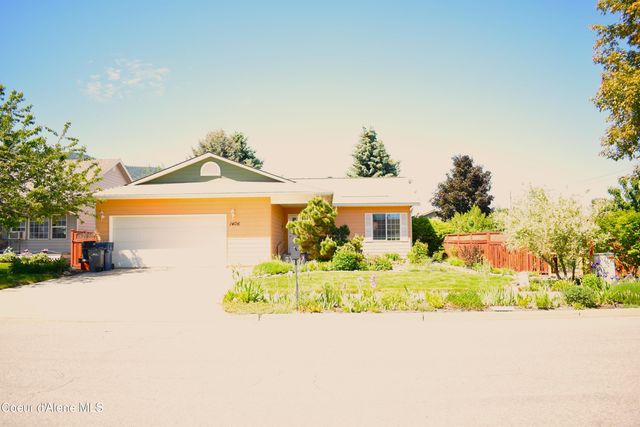 1406 Walnut ST, Sandpoint, ID 83864