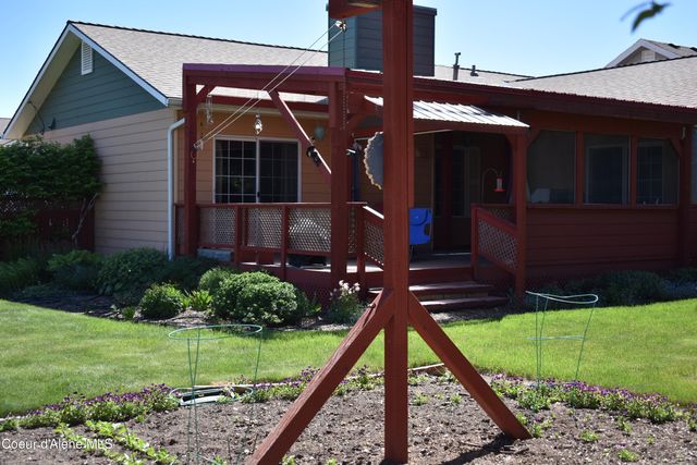 1406 Walnut ST, Sandpoint, ID 83864