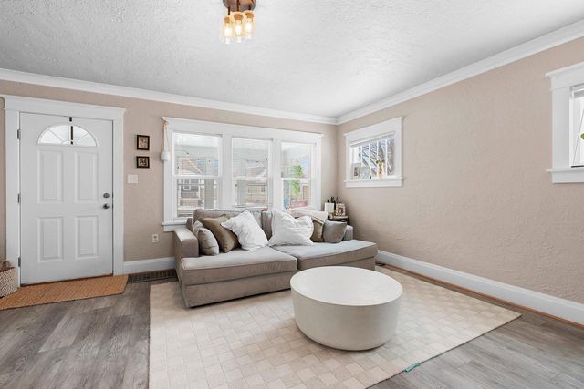 1343 ELIZA STREET, Green Bay, WI 54391