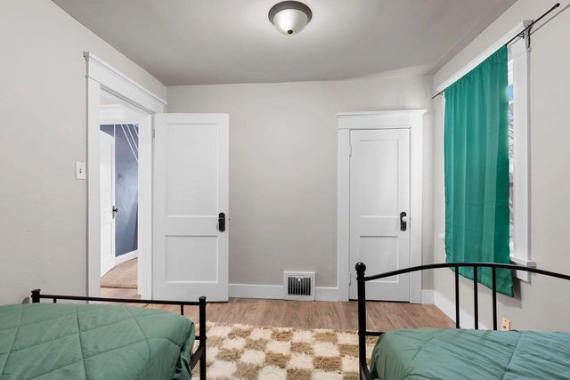 1343 ELIZA STREET, Green Bay, WI 54391