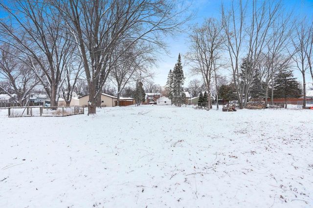 1343 ELIZA STREET, Green Bay, WI 54391