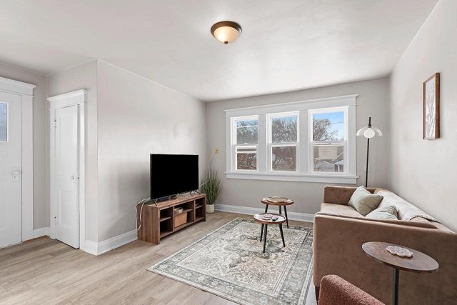 1343 ELIZA STREET, Green Bay, WI 54391