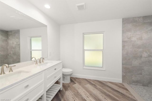 414 Cleveland AVE, Lehigh Acres, FL 33972
