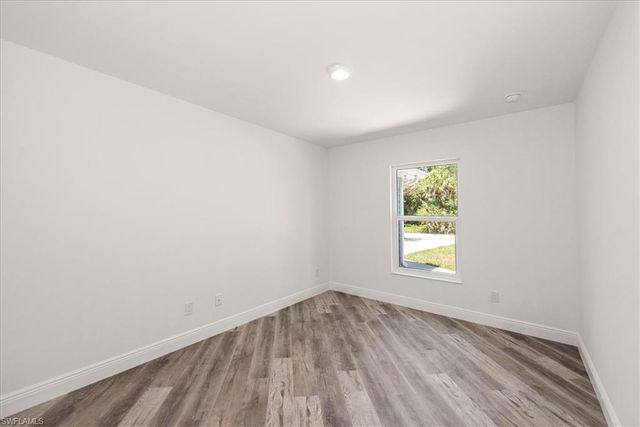 414 Cleveland AVE, Lehigh Acres, FL 33972