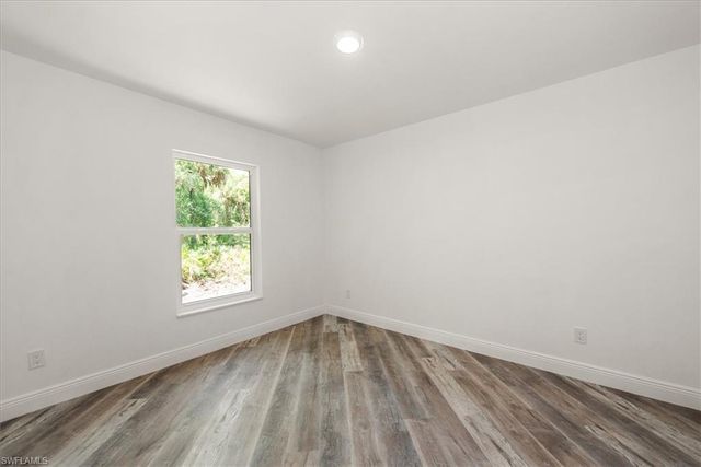 414 Cleveland AVE, Lehigh Acres, FL 33972