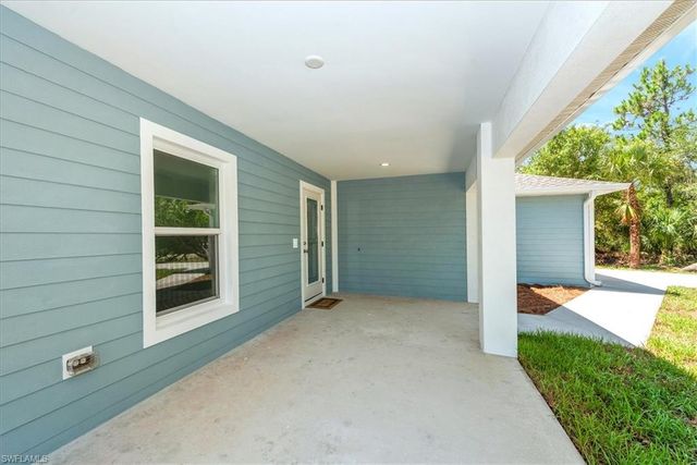 414 Cleveland AVE, Lehigh Acres, FL 33972