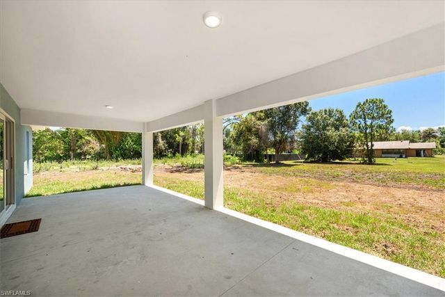 414 Cleveland AVE, Lehigh Acres, FL 33972