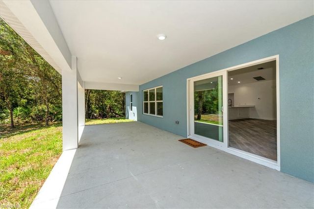 414 Cleveland AVE, Lehigh Acres, FL 33972