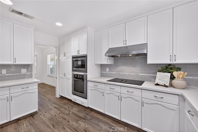 2997 W Silverhill, Fresno, CA 93711