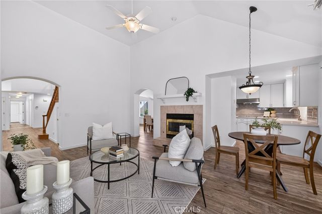 2997 W Silverhill, Fresno, CA 93711