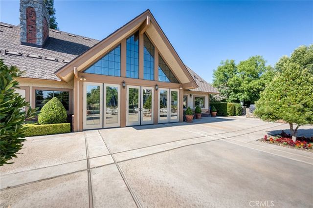 2997 W Silverhill, Fresno, CA 93711
