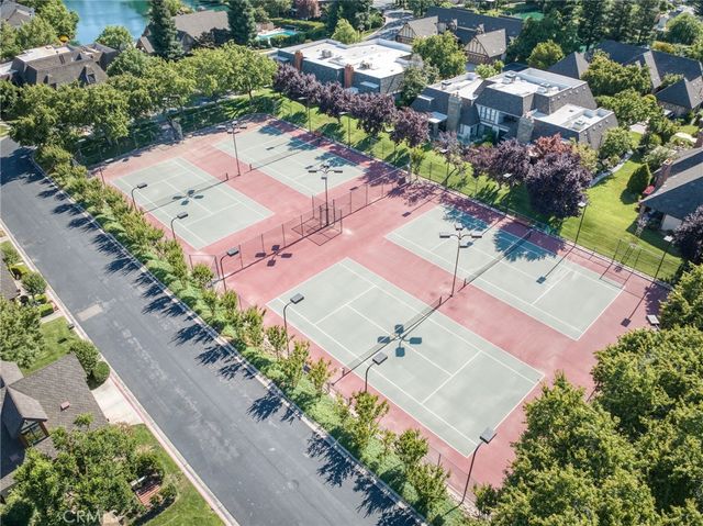 2997 W Silverhill, Fresno, CA 93711