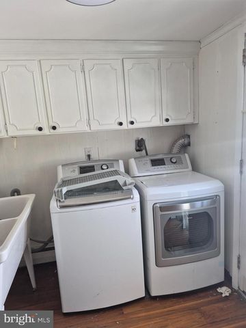 901 MONTGOMERY AVE, Fort Washington, PA 19034