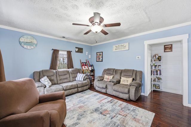 510 Cogar Avenue, Harrodsburg, KY 40330