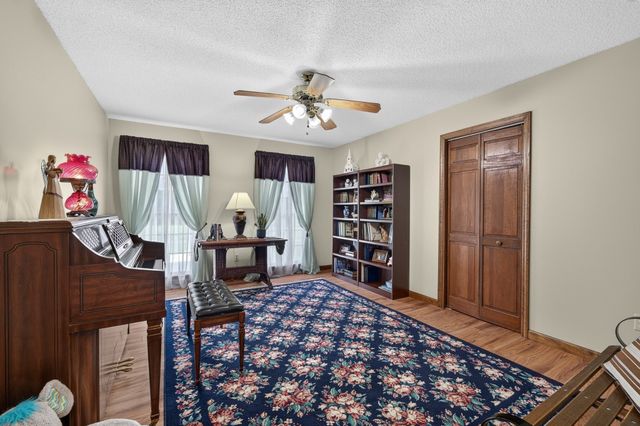 45 Boning Rd, Fayetteville, TN 37334