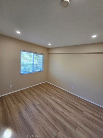 7169 Castle Peak, West Hills, CA 91307