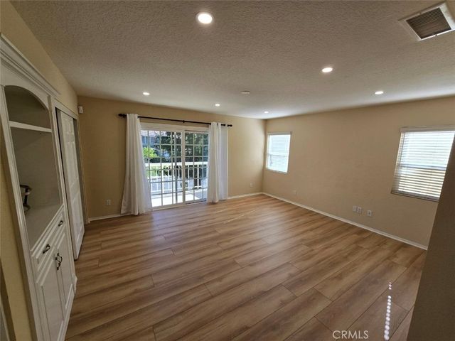 7169 Castle Peak, West Hills, CA 91307