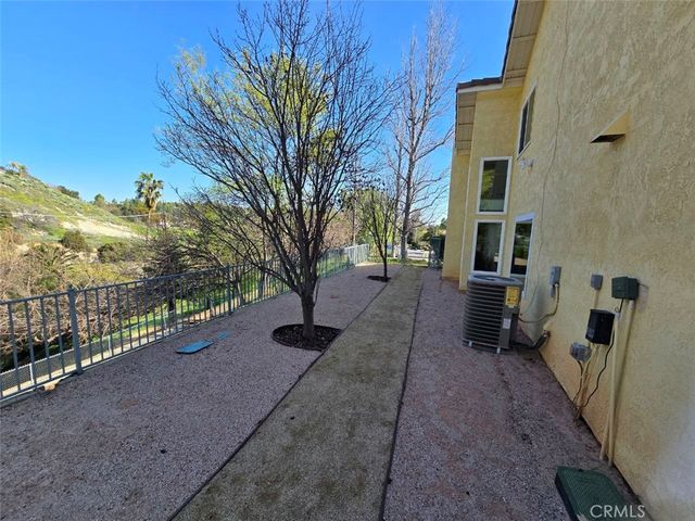 7169 Castle Peak, West Hills, CA 91307