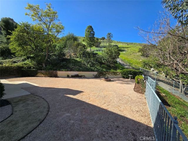 7169 Castle Peak, West Hills, CA 91307