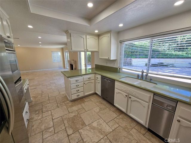 7169 Castle Peak, West Hills, CA 91307