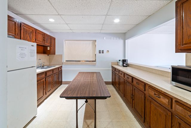 3170 Holiday Springs Boulevard 6-203, Margate, FL 33063