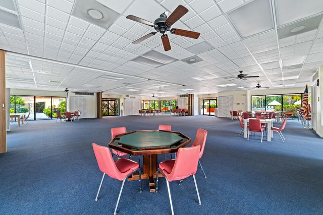 3170 Holiday Springs Boulevard 6-203, Margate, FL 33063