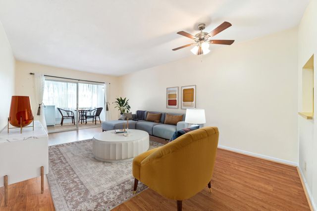 3170 Holiday Springs Boulevard 6-203, Margate, FL 33063