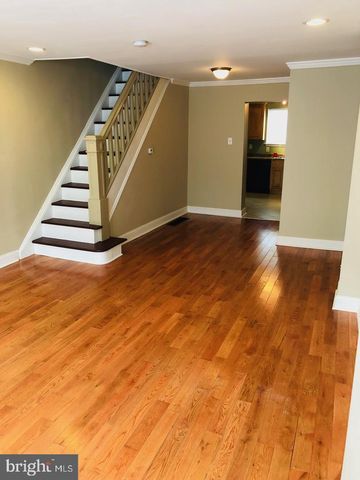 2027 S DARIEN ST, Philadelphia, PA 19148