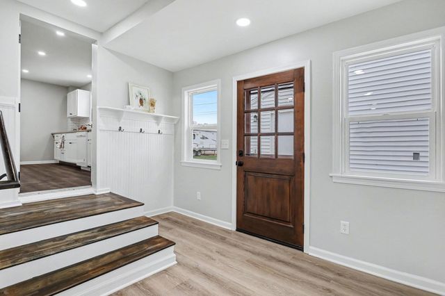 1048 S Kalamazoo Avenue, Marshall City, MI 49068