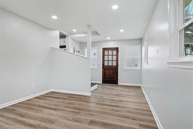 1048 S Kalamazoo Avenue, Marshall City, MI 49068