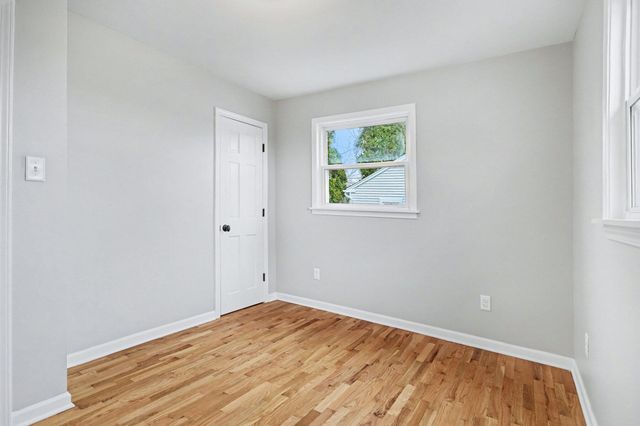 1048 S Kalamazoo Avenue, Marshall City, MI 49068